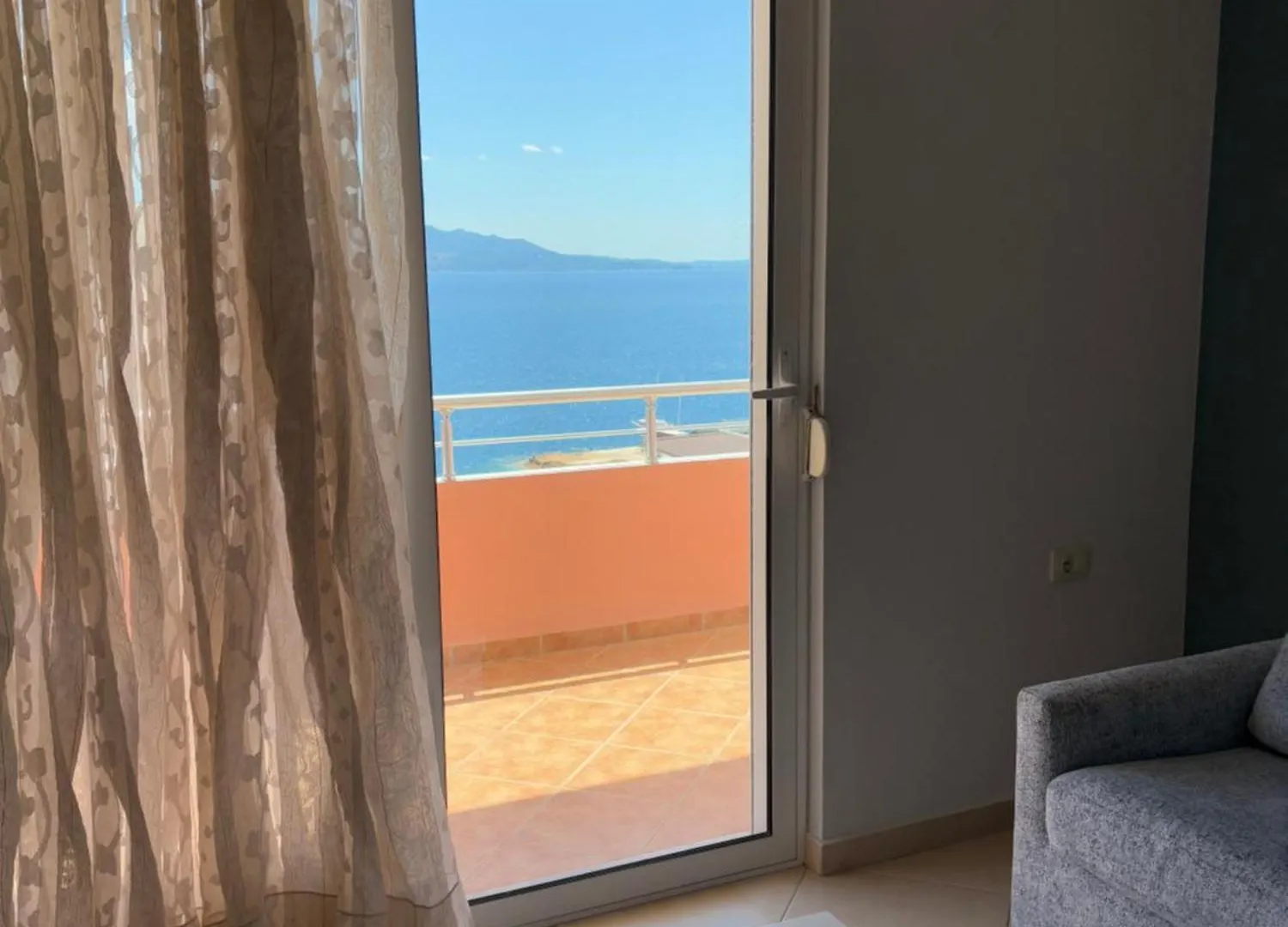 Cosmopolitan Apartment 1 Sarandë
